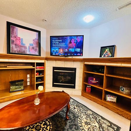 A Classic Homely Basement Suite! Chestermere Zewnętrze zdjęcie